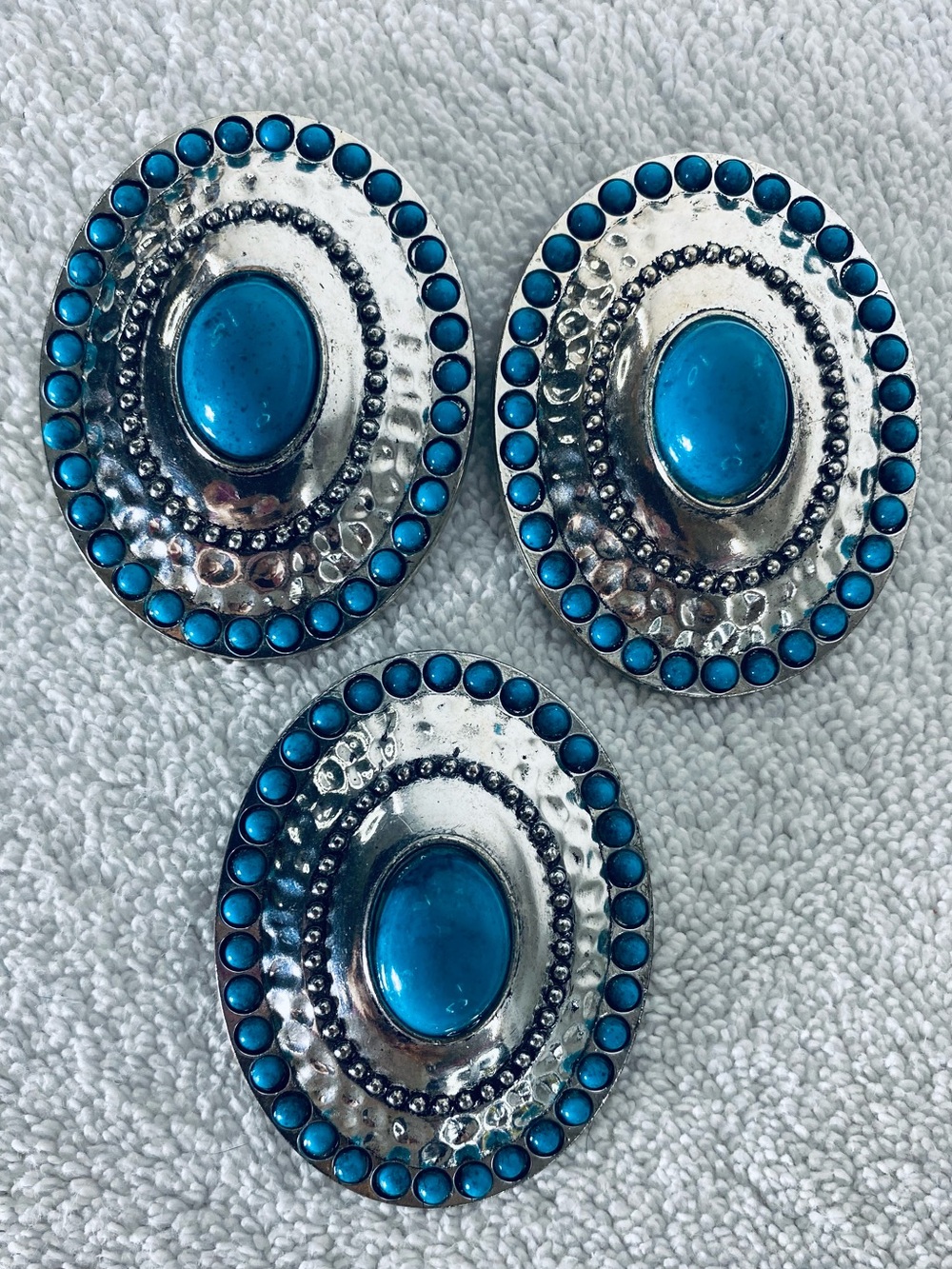 Vintage Western Silver Tone Oval Conchos Faux Turquoise Cabochon Bead Trim x3